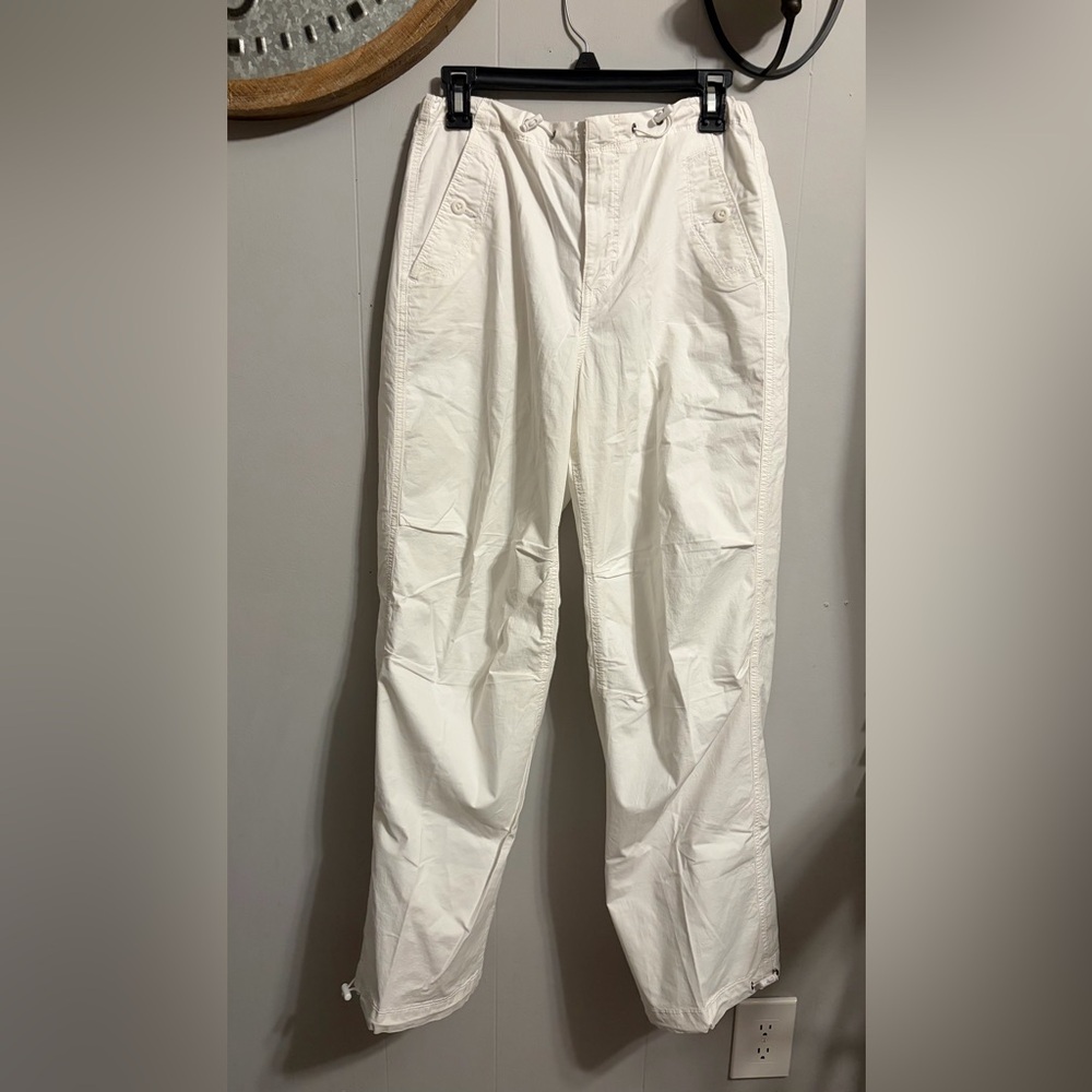 American Eagle Outfitters Parachute Pants white